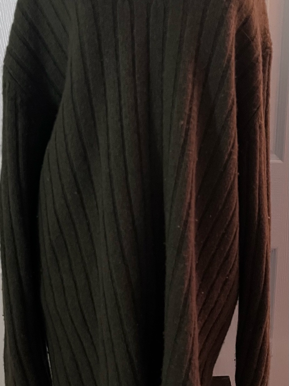 Women's Ribbed Crewneck Sweater - Dark Green